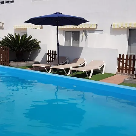 Ferienwohnung Azul, Zentral, Nur Erwachsene - Adults Only 펜션 *